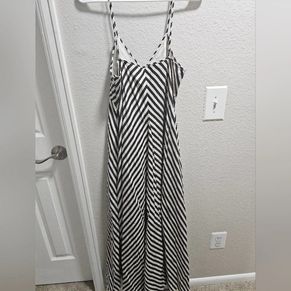 Banana Republic Black and White Stripped Maxi Dress - Picture 2 of 3